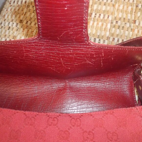 Gucci Tom Ford Era Horsebit Crimson Red Shoulder Bag - Picture 12 of 12